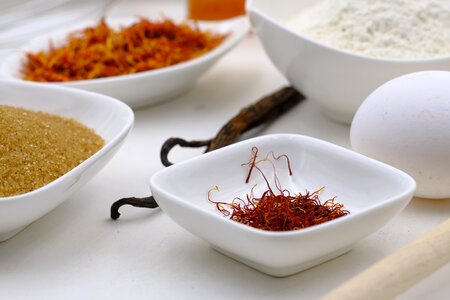 Saffron zucher cane sugar