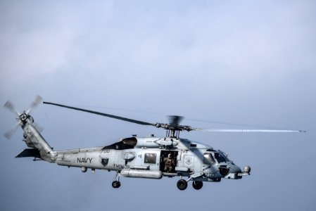 180427-N-NQ487-0130 (27926519398)