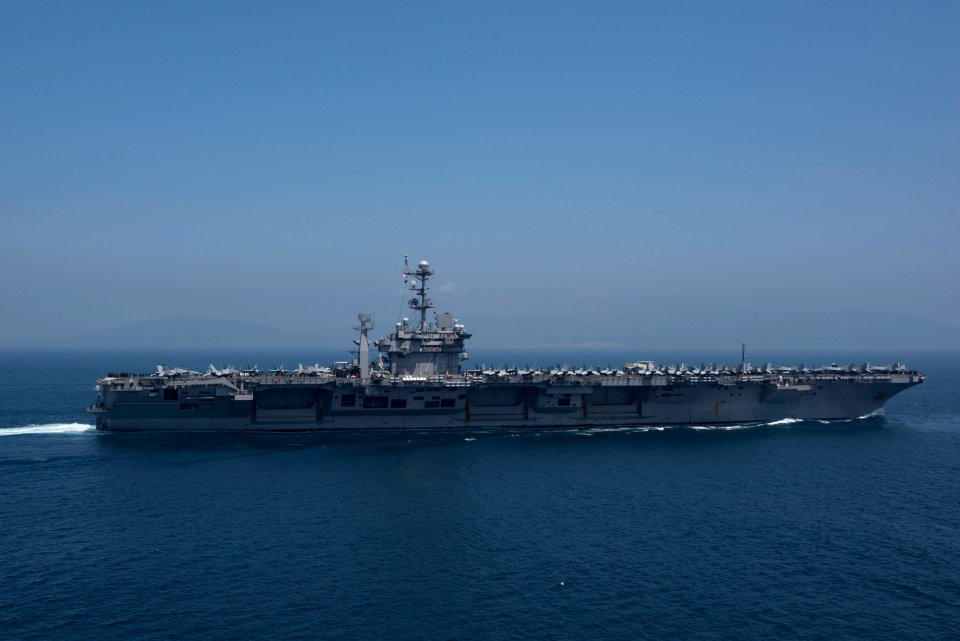 180427-N-EA818-0266 (39987445250)