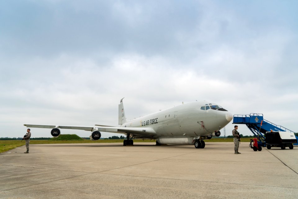 180604-Z-XI378-1001 (42576797001)