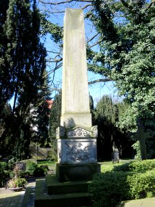 Grabsäule für Wilhelm Gustav Friedrich Wardenburg