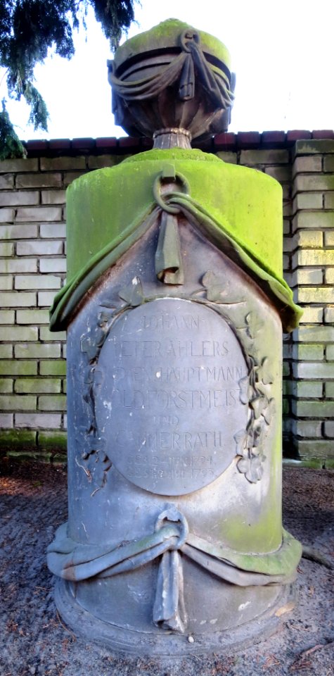 Grabstein J.P.Ahlers