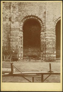 Abbatiale de Saint-Philbert-de-Grand-Lieu - J-A Brutails - Université Bordeaux Montaigne - 2106