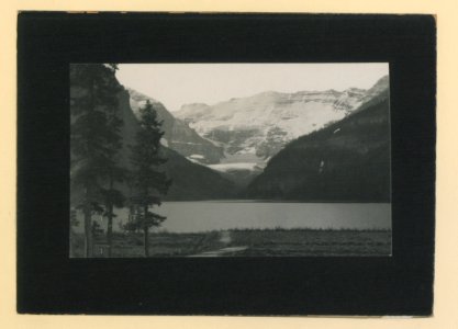 Approaching Wilcox Pass (HS85-10-24781) original