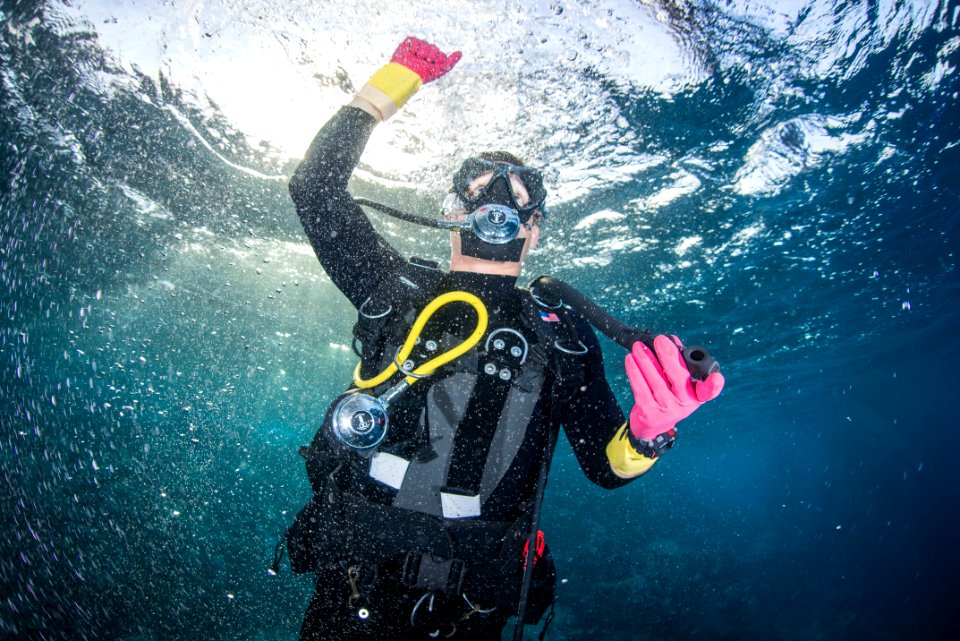 Aqaba ATFP Dive 150225-N-CN059-090