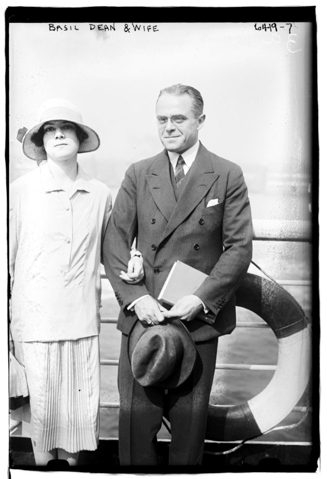 Basil Dean & wife LCCN2014718672
