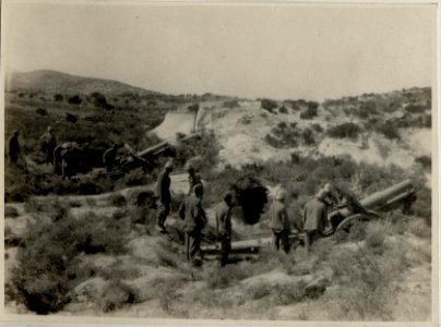 Batteriestellung auf Kum Burnu,Batterie in Feuerstellung. (BildID 15544433)