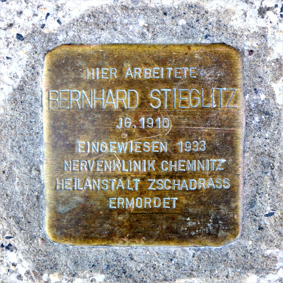 Stolperstein für Bernhard Stieglitz, Stefan-Heym-Platz 1, Chemnitz