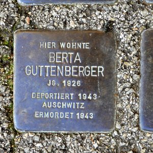 Stolperstein für Berta Guttenberger, Römmelgasse 8, Schorndorf