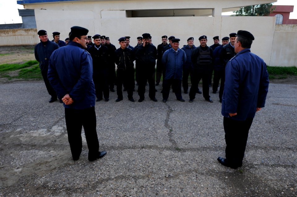 218th MP's Visits Altun Kupri Iraqi Police Station DVIDS237019