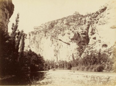 22. Les Baumes Vieilles, vue prise de la rive gauche (James Jackson, 1888) photo