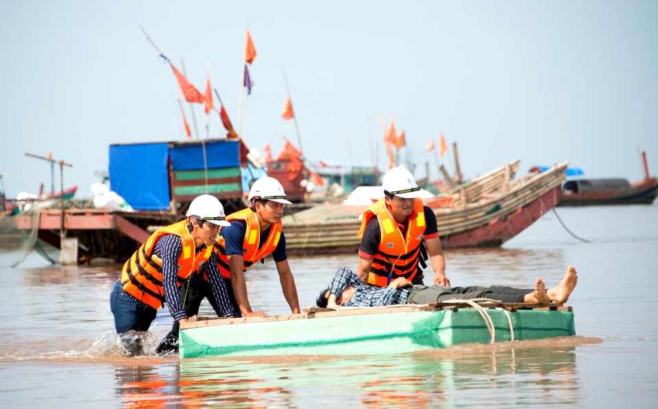 A commune level disaster response drill (27573611240)