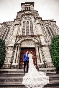 Field wedding photo beauty