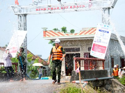 A commune level disaster response drill (27851644185)
