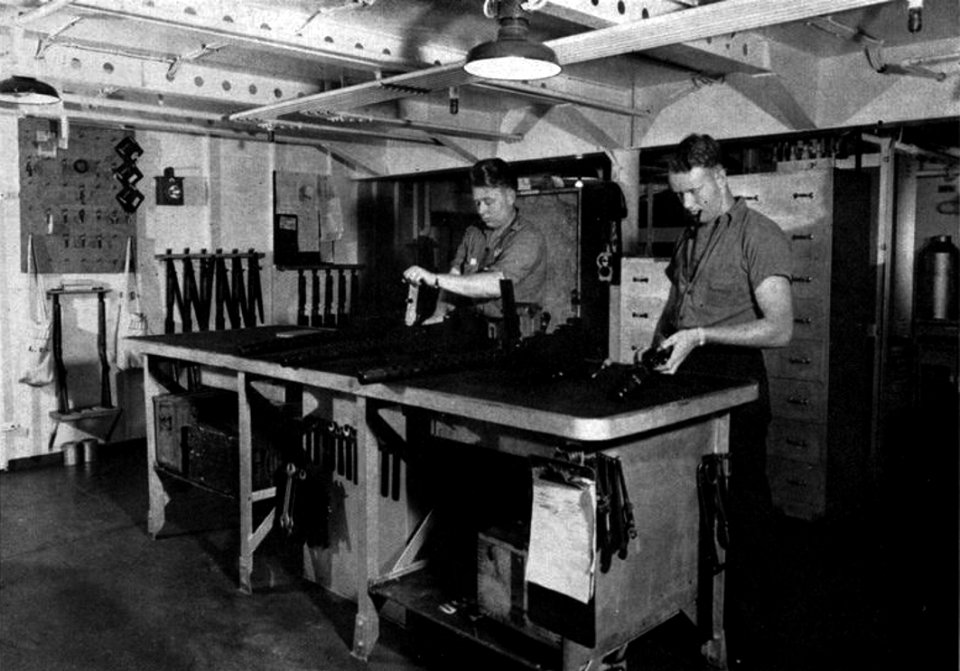 Armory aboard USS Ticonderoga (CV-14), circa in 1944