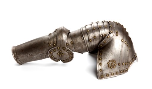 Armskena och axelstycke till rustning, 1600-tal - Livrustkammaren - 106469