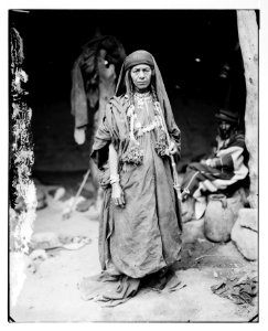 Bedouin woman LOC matpc.06835