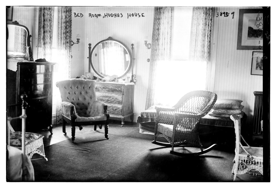 Bedroom, Hughes House LCCN2014701984