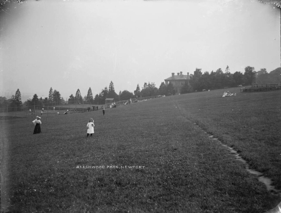 Beechwood Park, Newport (4641361)