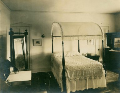 Bedroom, Illinois, early 20th century (NBY 660) photo