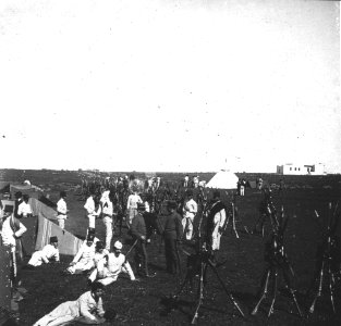 C47f495. Campamento militar