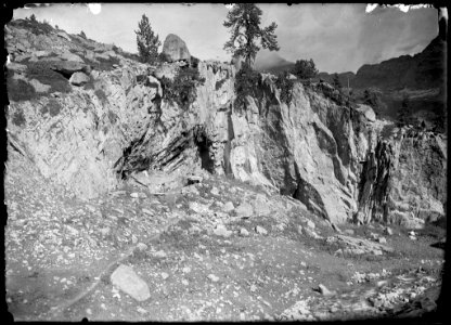 Cabana de pedra al costat del refugi de la Renclusa (AFCEC SOLER D 0634bis)