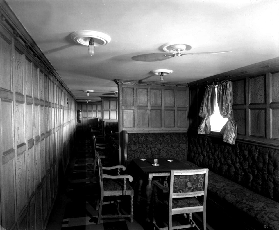 Cabin Class Card Room on the 'Metagama' (1915) RMG G10991