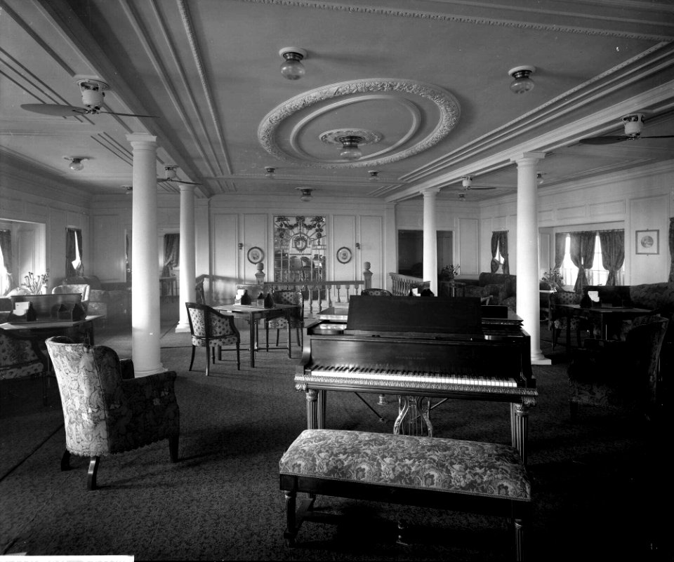 Cabin Class Lounge on the 'Metagama' (1915) RMG G10988