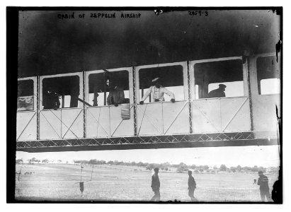Cabin of Zeppelin airship LCCN2014688367