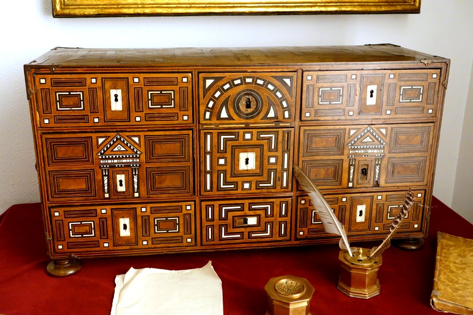 Cabinet, Castile, c. 1600-1635 AD - Museo Nacional de Artes Decorativas - Madrid, Spain - DSC07956