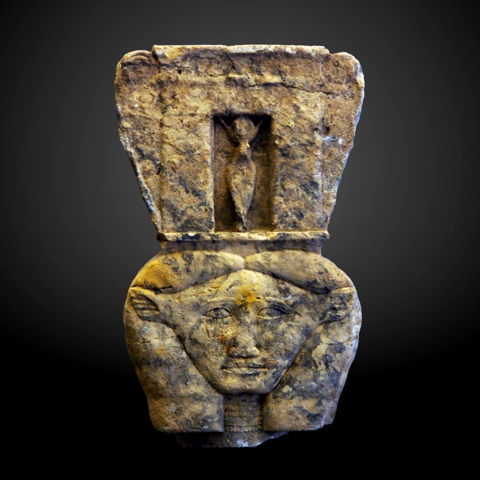 Capital depicting Hathor-MAHG 027868-P6130431-gradient