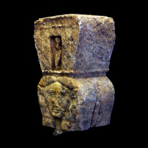 Capital depicting Hathor-MAHG 027868-P6130432-black