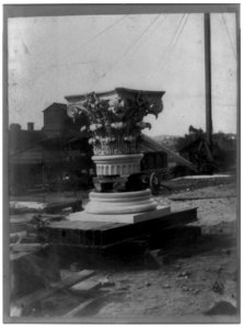 Capital of a column LCCN2002718260