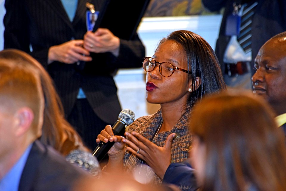 Capital FM's Olive Burrows shoots a question to Secretary Kerry at the Press Conference. (29098472161)