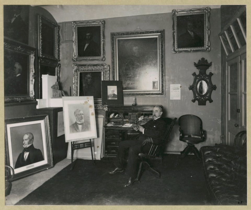 Capitol, interior, maintenance section, showing the restorer of painting, William H. Duckstein, and his office LCCN2005677317