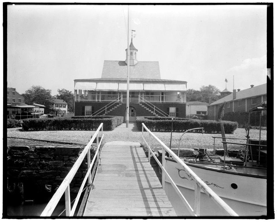 CAPITOL YACHT CLUB LCCN2016861854