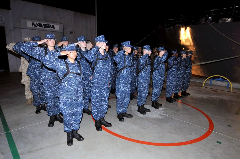 Capping ceremony 110816-N-IK959-863
