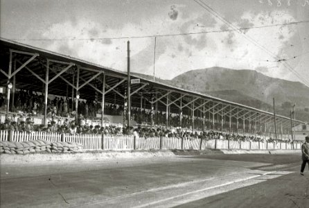 Carrera automóvilistica en el circuito de Lasarte (209 de 493) - Fondo Car-Kutxa Fototeka