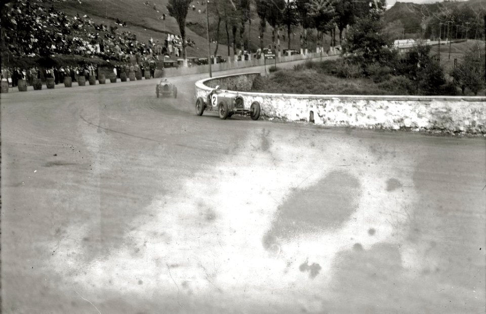 Carrera automóvilistica en el circuito de Lasarte (284 de 493) - Fondo Car-Kutxa Fototeka