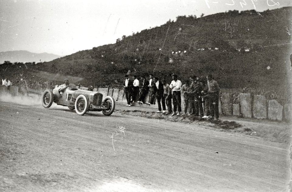 Carrera automóvilistica en el circuito de Lasarte (91 de 493) - Fondo Car-Kutxa Fototeka