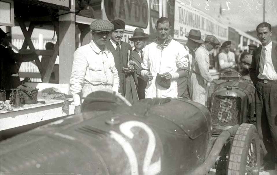 Carrera automóvilistica en el circuito de Lasarte (274 de 493) - Fondo Car-Kutxa Fototeka