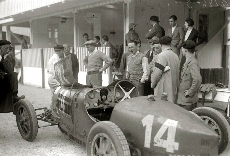 Carrera automóvilistica en el circuito de Lasarte (250 de 493) - Fondo Car-Kutxa Fototeka