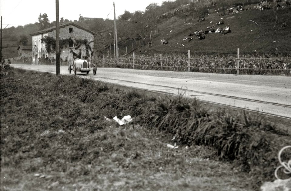 Carrera automóvilistica en el circuito de Lasarte (69 de 493) - Fondo Car-Kutxa Fototeka