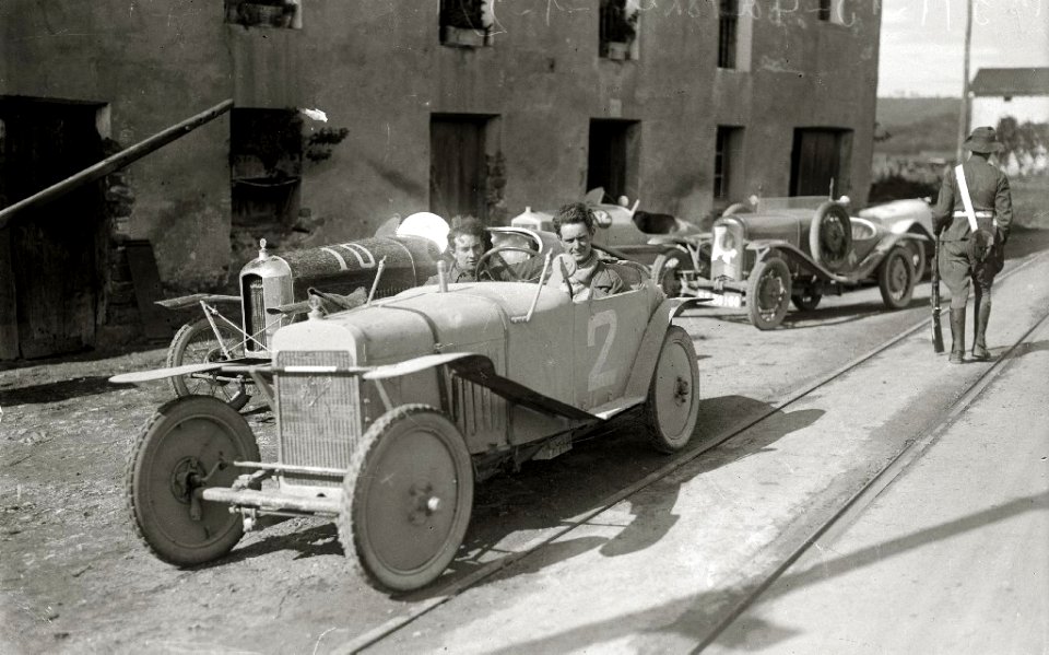 Carrera automóvilistica en el circuito de Lasarte (58 de 493) - Fondo Car-Kutxa Fototeka