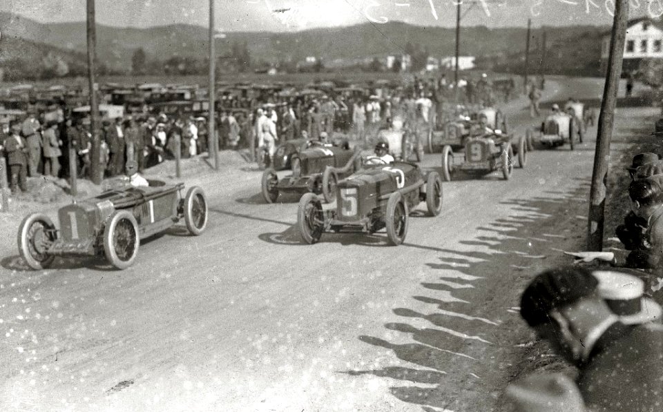Carrera automóvilistica en el circuito de Lasarte (85 de 493) - Fondo Car-Kutxa Fototeka