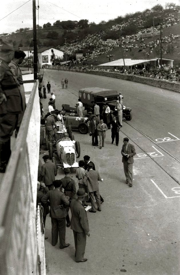 Carrera automóvilistica en el circuito de Lasarte (287 de 493) - Fondo Car-Kutxa Fototeka