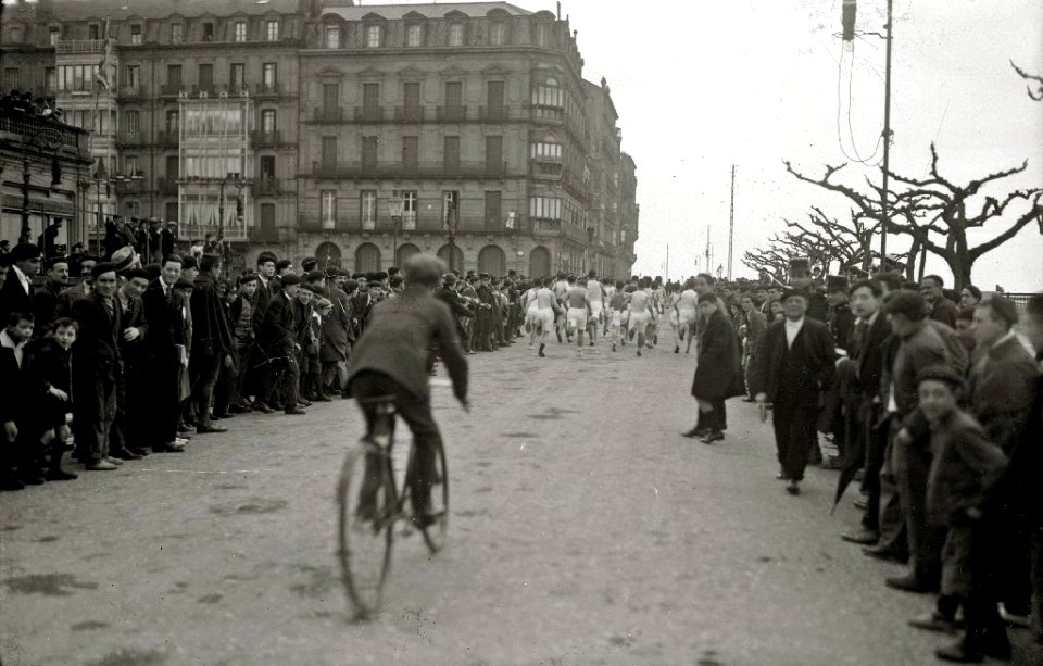 Carrera de cross en San Sebastián (6 de 26) - Fondo Car-Kutxa Fototeka