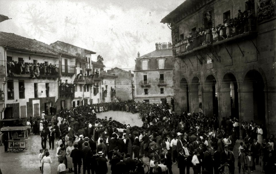 Carrera de cross en Oiartzun (1 de 3) - Fondo Car-Kutxa Fototeka