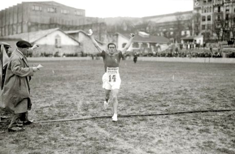 Carrera de cross 'Vuelta a San Sebastián' organizado por el Club Deportivo Fortuna (5 de 5) - Fondo Car-Kutxa Fototeka