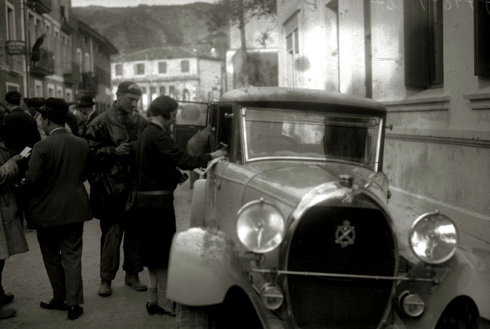 Carrera motociclista en Behobia (2 de 4) - Fondo Car-Kutxa Fototeka